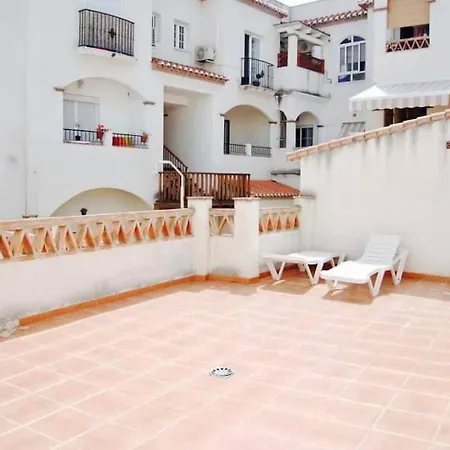 Fantastic 1 Bedroom In Town Centre Apartamento